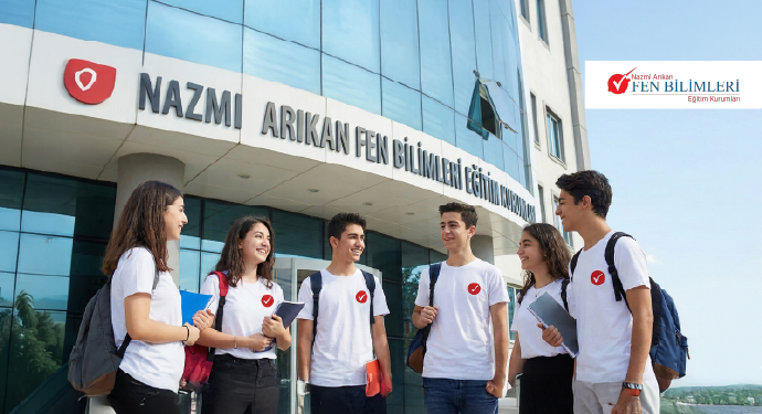 Nazmi Arıkan Fen Bilimleri'nde Eğitim Avantajı